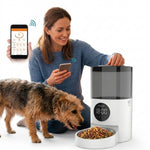 Front view of the PAWZINA 4.5-liter WiFi automatic pet feeder